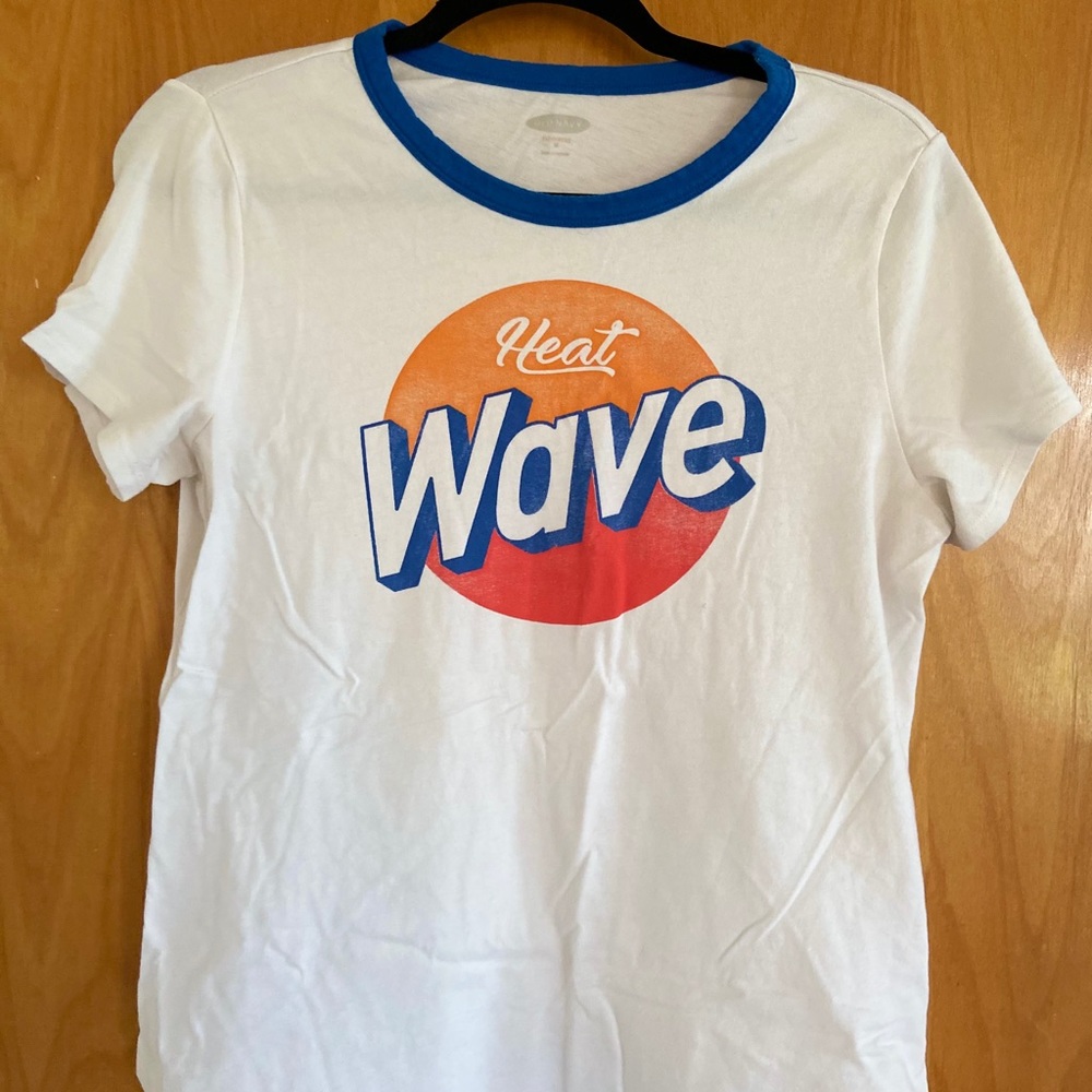 Old Navy Tee Shirt